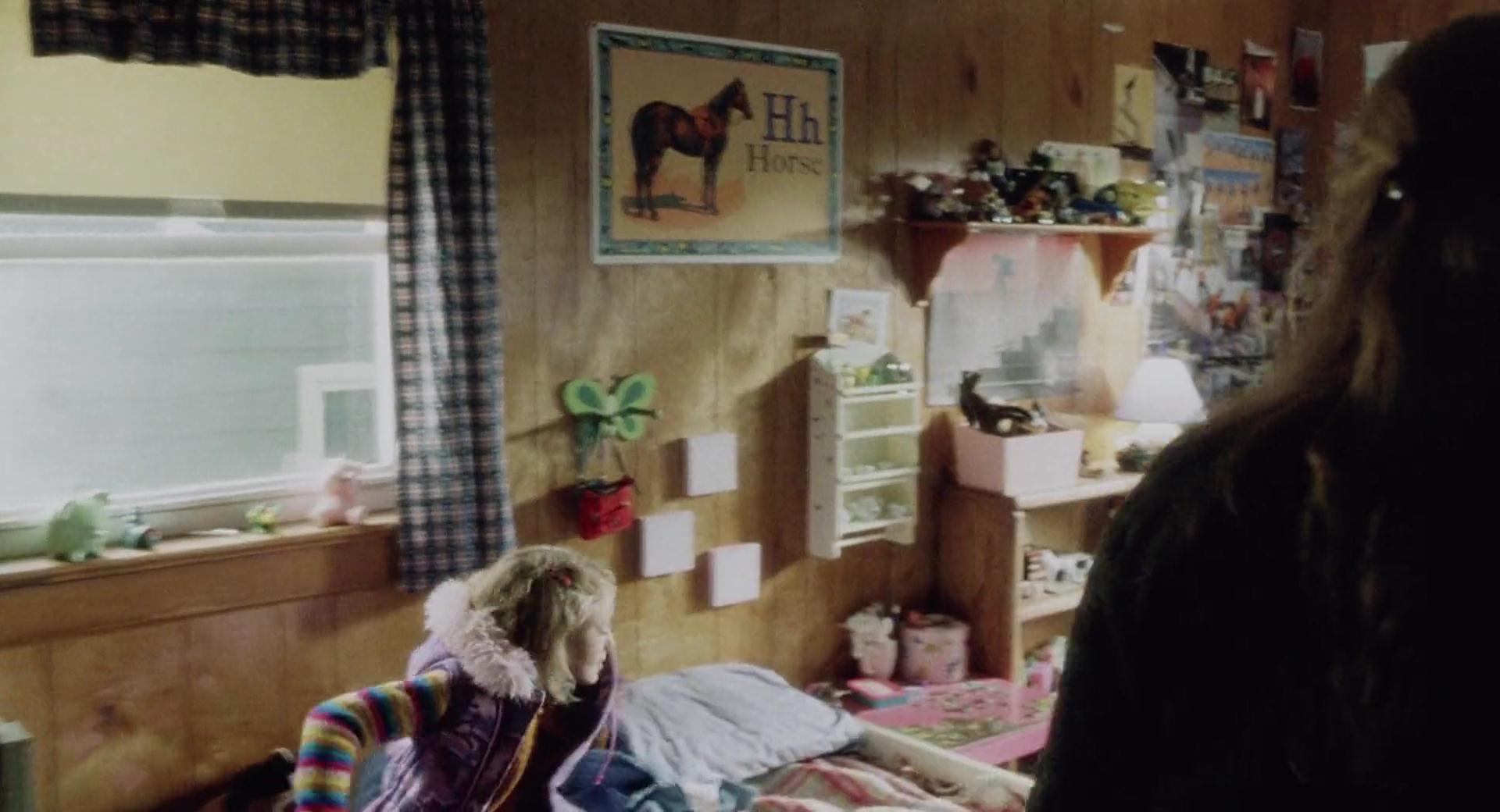 lovely-dakota-war-worlds-screen-capture-029.jpg