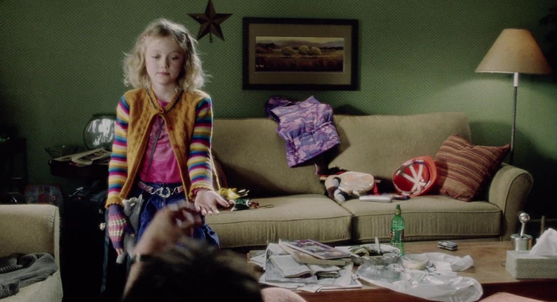 lovely-dakota-war-worlds-screen-capture-049.jpg