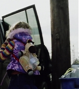 lovely-dakota-war-worlds-screen-capture-008.jpg