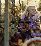 lovely-dakota-war-worlds-screen-capture-039.jpg