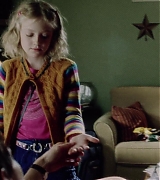 lovely-dakota-war-worlds-screen-capture-050.jpg