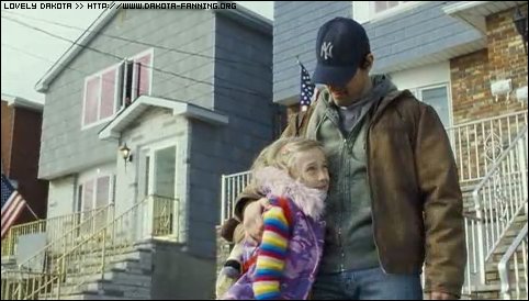 lovely-dakota-war-worlds-teaser-06.jpg