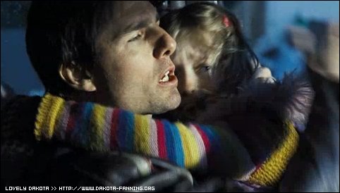 lovely-dakota-war-worlds-teaser-52.jpg