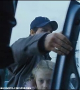 lovely-dakota-war-worlds-teaser-37.jpg