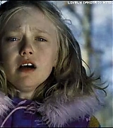 lovely-dakota-war-worlds-teaser-47.jpg