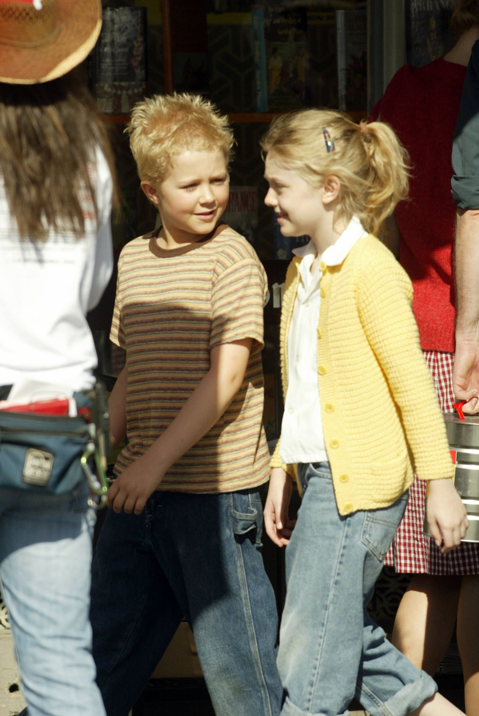 lovely-dakota-charlottes-web-04-07-2005-06.jpg