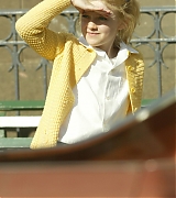 lovely-dakota-charlottes-web-04-07-2005-01.jpg