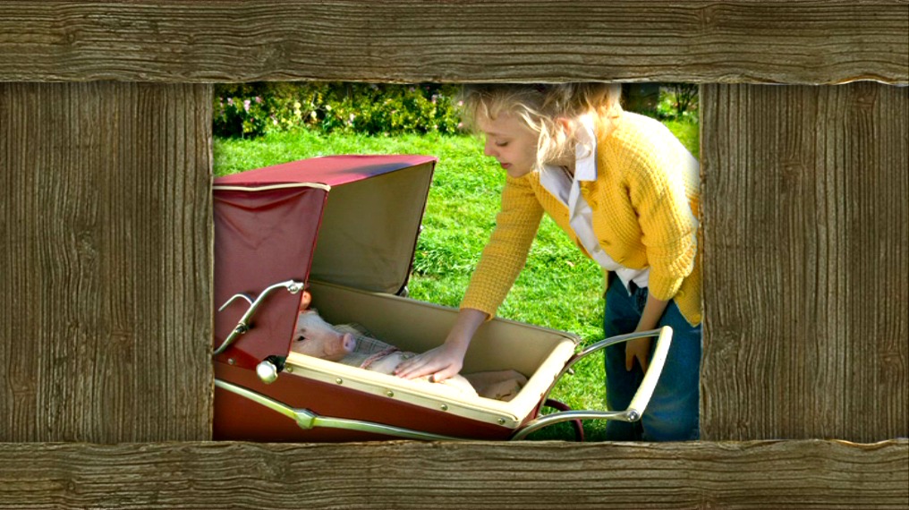 lovely-dakota-charlottes-web-dvd-farm-photo-album-10.jpg