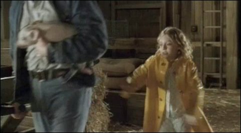 lovely-dakota-charlottes-web-japanese-trailer-03.jpg