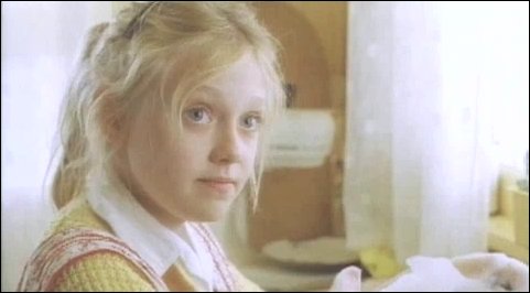 lovely-dakota-charlottes-web-japanese-trailer-31.jpg