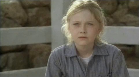 lovely-dakota-charlottes-web-japanese-trailer-51.jpg