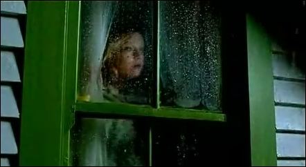 lovely-dakota-charlottes-web-teaser-03.jpg