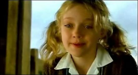 lovely-dakota-charlottes-web-teaser-40.jpg