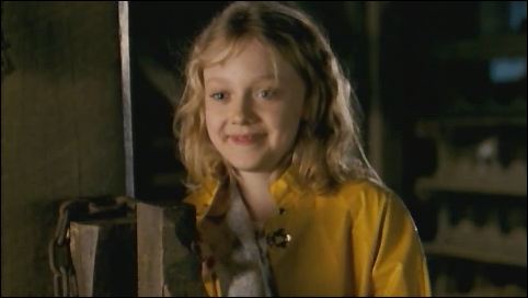 lovely-dakota-charlottes-web-trailer-16.jpg
