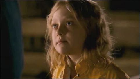 lovely-dakota-charlottes-web-trailer-37.jpg