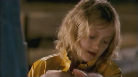 lovely-dakota-charlottes-web-trailer-47.jpg