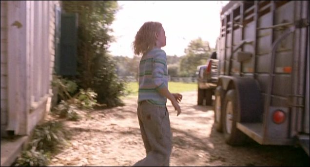 lovely-dakota-dreamer-clip-02-02.jpg
