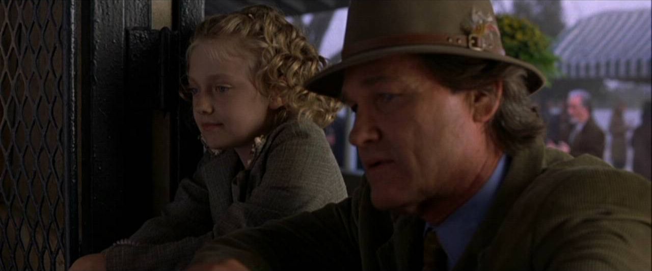 lovely-dakota-dreamer-screen-capture-672.jpg