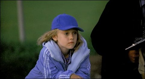 lovely-dakota-dreamer-trailer-017.jpg