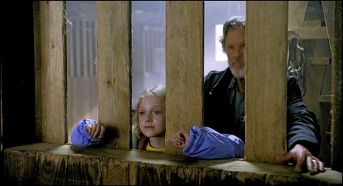lovely-dakota-dreamer-trailer-038.jpg