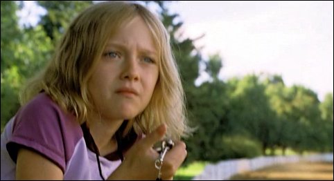 lovely-dakota-dreamer-trailer-058.jpg