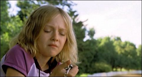 lovely-dakota-dreamer-trailer-059.jpg