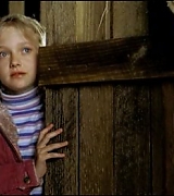 lovely-dakota-dreamer-trailer-025.jpg
