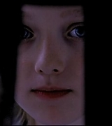 lovely-dakota-dreamer-trailer-030.jpg