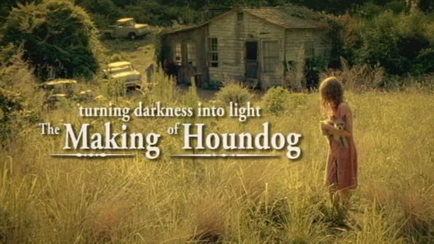 lovely-dakota-hounddog-dvd-making-of-01.jpg