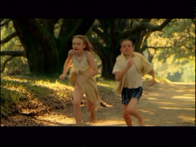 lovely-dakota-hounddog-theatrical-trailer-003.jpg