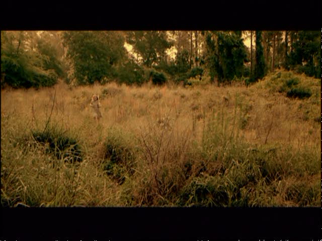 lovely-dakota-hounddog-theatrical-trailer-046.jpg