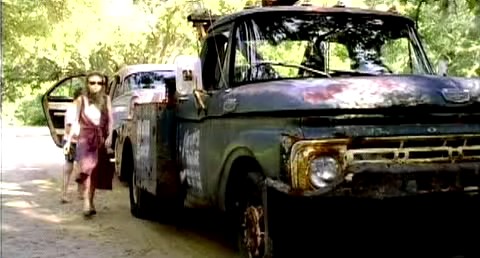 lovely-dakota-hounddog-trailer-046.jpg