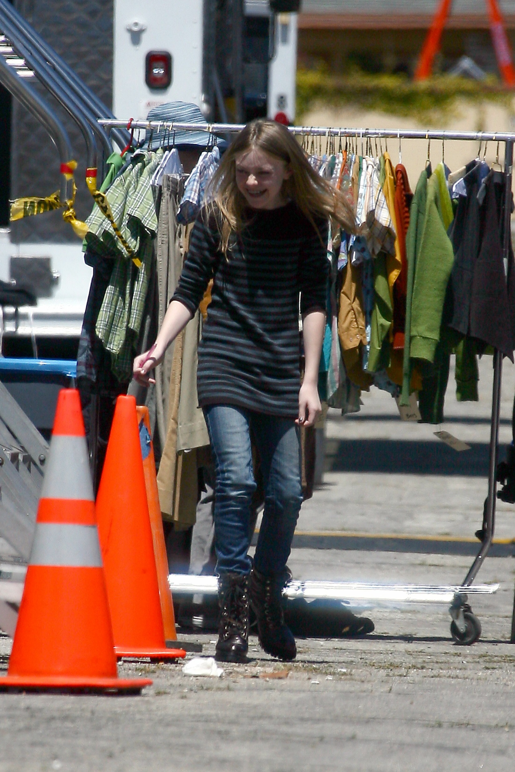 lovely-dakota-fragments-04-19-2007-08.jpg