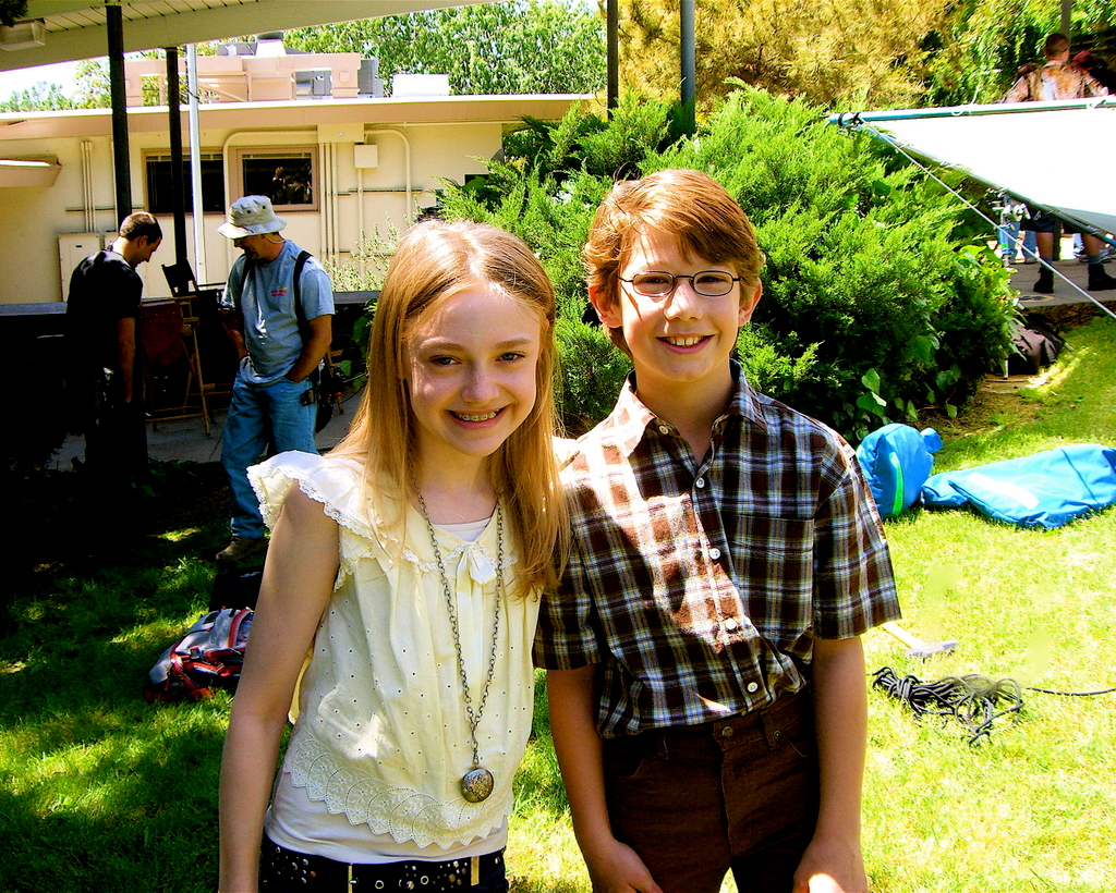 lovely-dakota-fragments-on-set-01.jpg