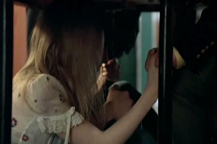 lovely-dakota-fragments-trailer-11.jpeg