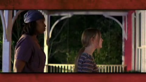 lovely-dakota-secret-life-bees-clip-21.jpg