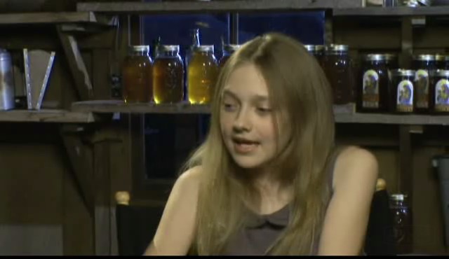 lovely-dakota-secret-life-bees-interview-001.jpg
