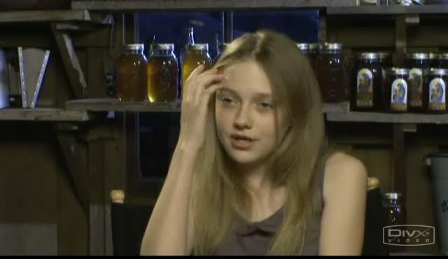 lovely-dakota-secret-life-bees-interview-003.jpg