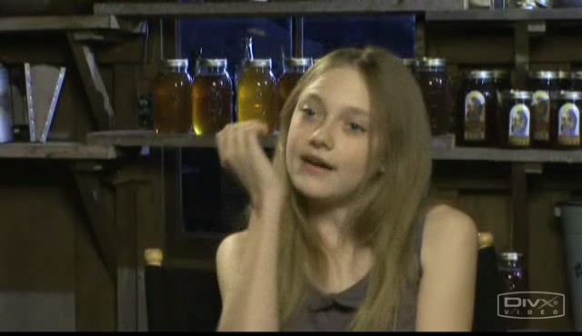 lovely-dakota-secret-life-bees-interview-004.jpg