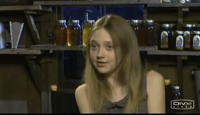 lovely-dakota-secret-life-bees-interview-006.jpg