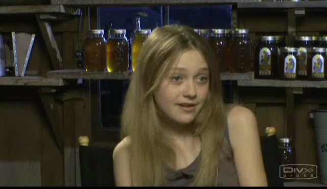 lovely-dakota-secret-life-bees-interview-016.jpg