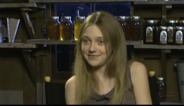 lovely-dakota-secret-life-bees-interview-019.jpg