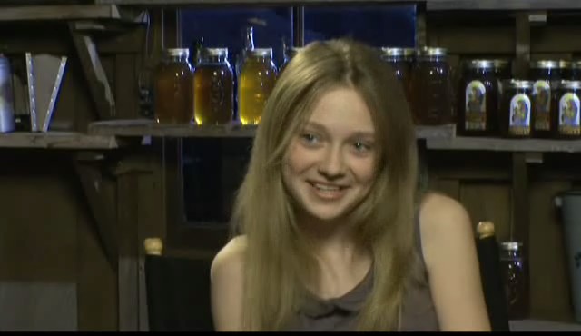 lovely-dakota-secret-life-bees-interview-028.jpg