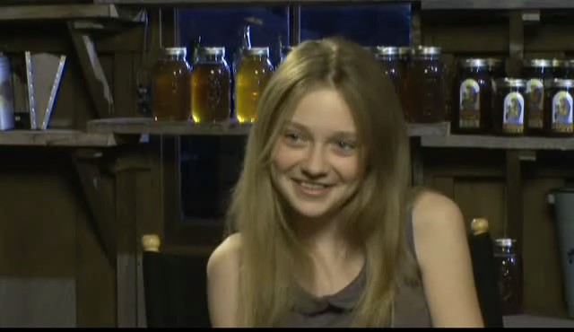 lovely-dakota-secret-life-bees-interview-029.jpg