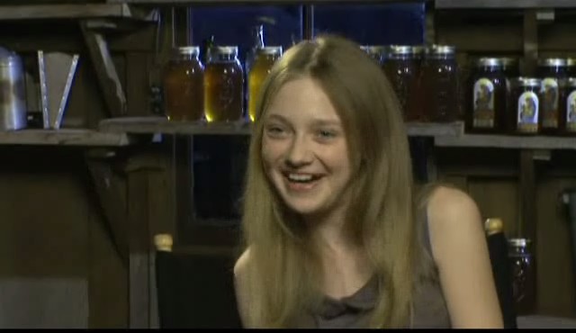 lovely-dakota-secret-life-bees-interview-035.jpg