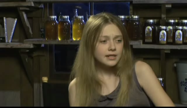 lovely-dakota-secret-life-bees-interview-038.jpg