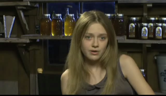 lovely-dakota-secret-life-bees-interview-044.jpg