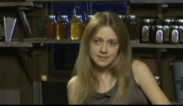 lovely-dakota-secret-life-bees-interview-045.jpg