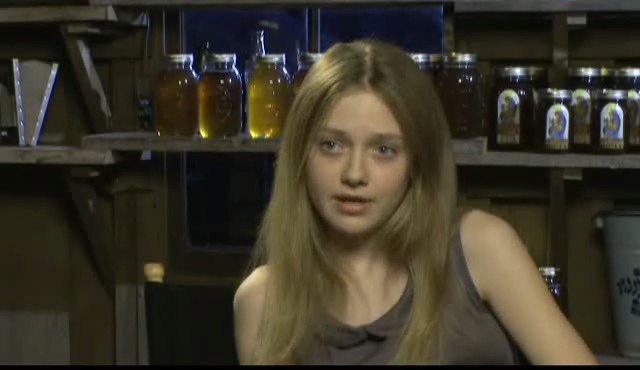lovely-dakota-secret-life-bees-interview-046.jpg