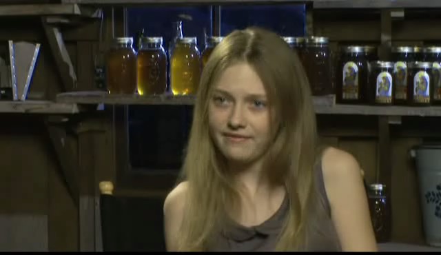 lovely-dakota-secret-life-bees-interview-048.jpg